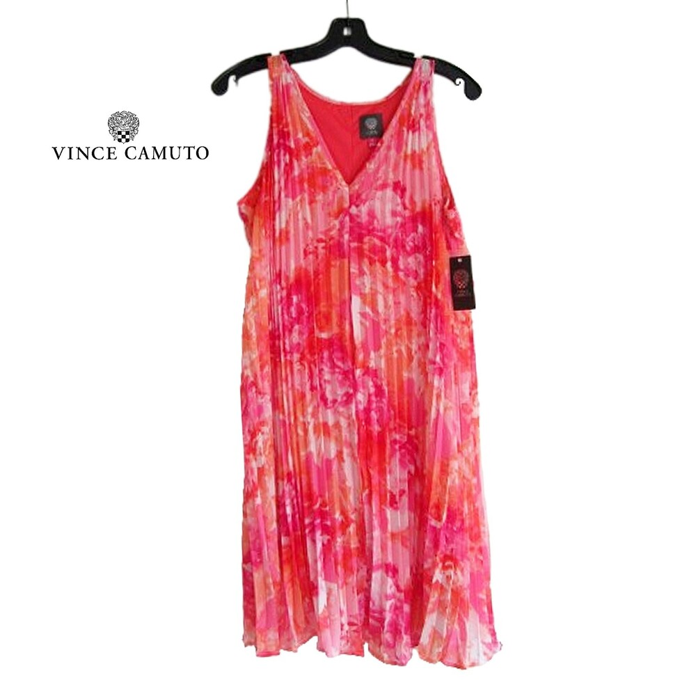 Vince Camuto NEW Romantic Floral Pleated Low V-Neck Flyaway Shift Dress 6